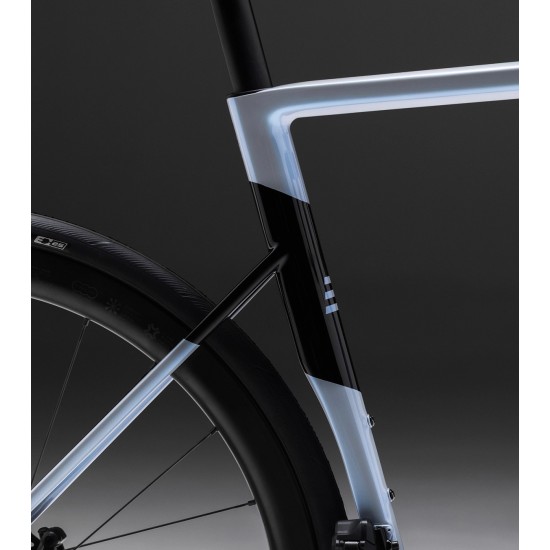 Basso Astra karbon tárcsafékes országúti kerékpár váz vázszett