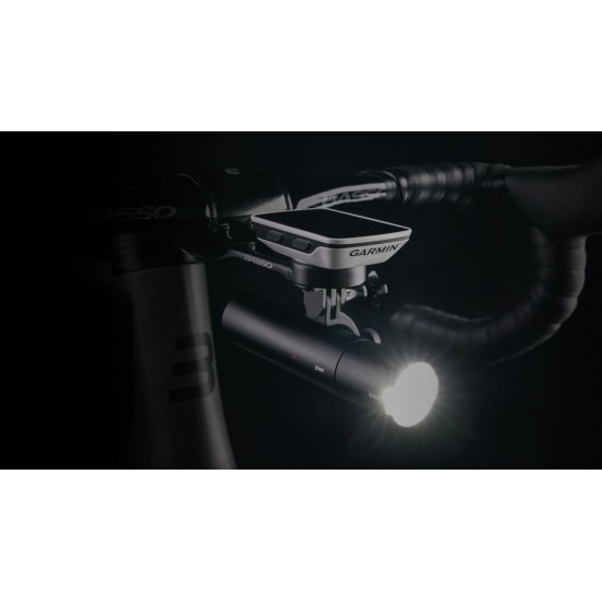 Basso Diamante SV aero karbon tárcsafékes országúti kerékpár Shimano Ultegra Di2 12 s Microtech RE38 karbon kerék