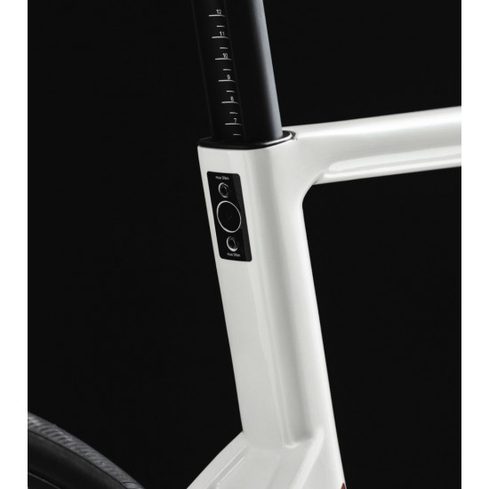 Basso Venta R karbon tárcsafékes országúti kerékpár, Shimano 105 2x 12s R7120 Microtech MCT