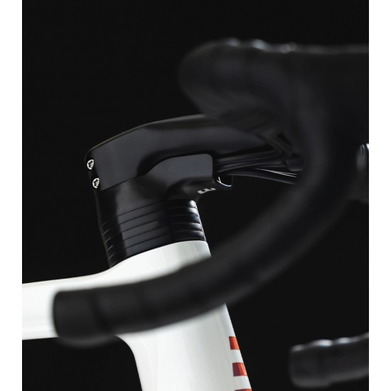 Basso Venta R karbon tárcsafékes országúti kerékpár, Shimano 105 2x 12s R7120 Microtech MCT