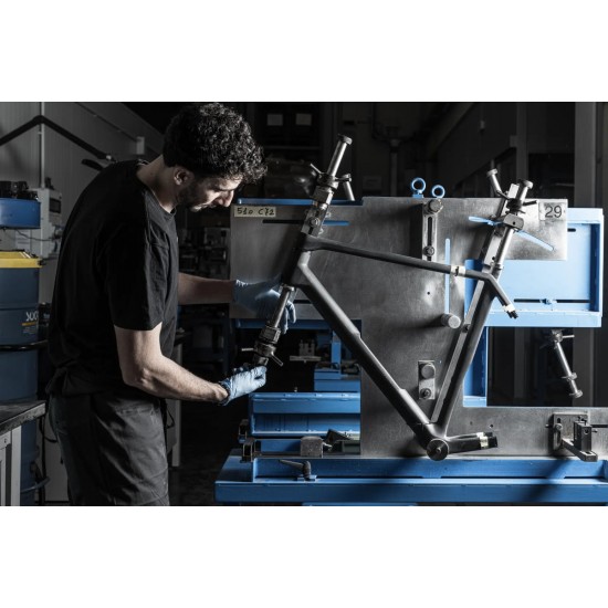 COLNAGO C72 Road DISC tárcsafékes országúti kerékpár váz vázszett CC02 integrált karbon kormánnyal