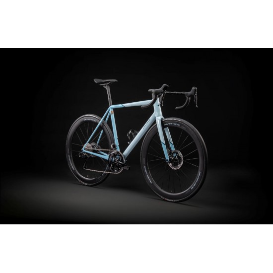 COLNAGO Steelnovo DISC tárcsafékes modern acél országúti kerékpár Shimano Dura-ace 12s Di2