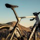 COLNAGO Y1Rs DISC tárcsafékes országúti aero kerékpár integrált karbon kormánnyal Shimano Dura-ace Di2 12s