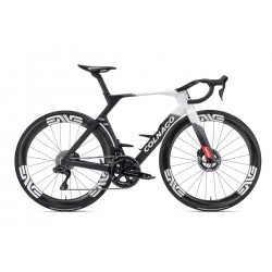 COLNAGO Y1Rs DISC tárcsafékes országúti aero kerékpár integrált karbon kormánnyal Shimano Dura-ace Di2 12s