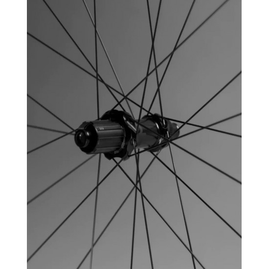 DEDA SL7 DB road bicycle disc brake karbon wheelset, tubeless ready