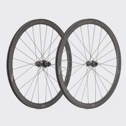GIPIEMME kerékszett GPM H40 DISC CARBON Tubeless ready peremes, tárcsafékes országúti karbon kerék 40 mm profil Shimano SRAM Campagnolo GIPIEMME kerékszett GPM H40 DISC CARBON Tubeless ready peremes, tárcsafékes országúti karbon kerék 40 mm profil Shimano SRAM Campagnolo