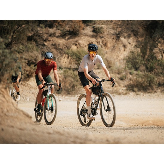 HUTCHINSON bicycle tire CARACAL RACE Mach Tread Tubeless Ready gravel 700x45 clincher folding black 45-622