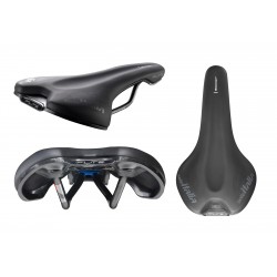 Selle Italia nyereg FLITE BOOST TM S1 135 mm méret, TM mangán ötvözet pálca