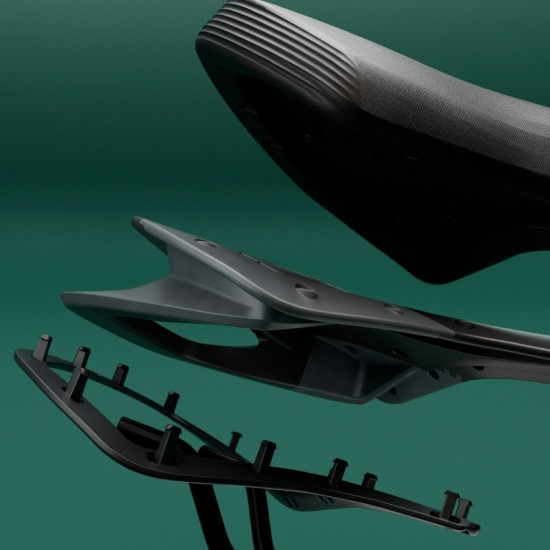 Selle Italia nyereg GT-5 180 x 250 mm L2 méret, FEC pálcás, kényelmes városi túra e-bike trekking, foganytúval és fényvisszaverővel