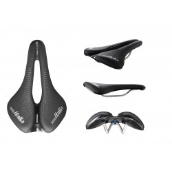 Selle Italia nyereg MAX NOVUS BOOST EVO TI316 GEL SUPERFLOW L3 160 x 245 mm méret, Ti316 pálcás