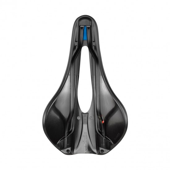 Selle Italia nyereg NOVUS BOOST EVO GRAVEL TM SUPERFLOW L3 145 mm méret, TM mangán ötvözet pálca, FEKETE