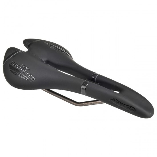 Selle San Marco nyereg Aspide Racing Open-fit kivágott XSilite Ti Wide széles 142 x 277 mm S2 Xsilite pálcás fekete