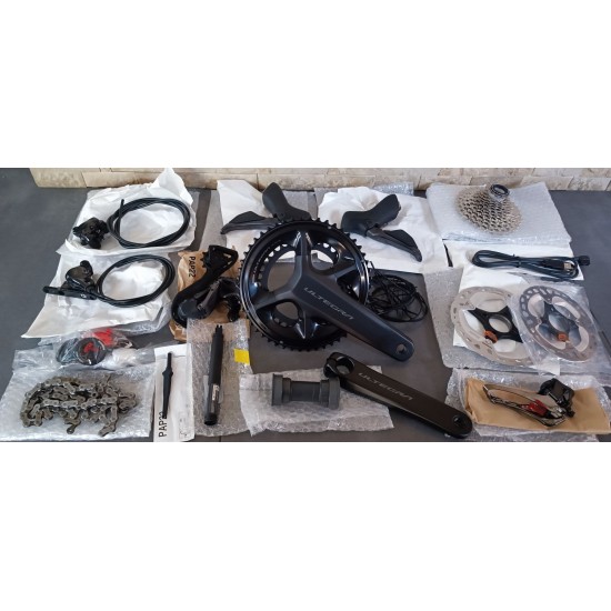 Shimano Ultegra 8170 Disc Di2 12 sebességes tárcsafékes országúti kerékpár alkatrész szett Shimano Ultegra 8170 Disc Di2 12 sebességes tárcsafékes országúti kerékpár alkatrész szett
